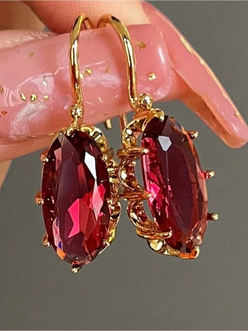 NEW! Retro Gold Drop Earrings with Red Oval Gemstones. Vintage Style 🍷 B0-41